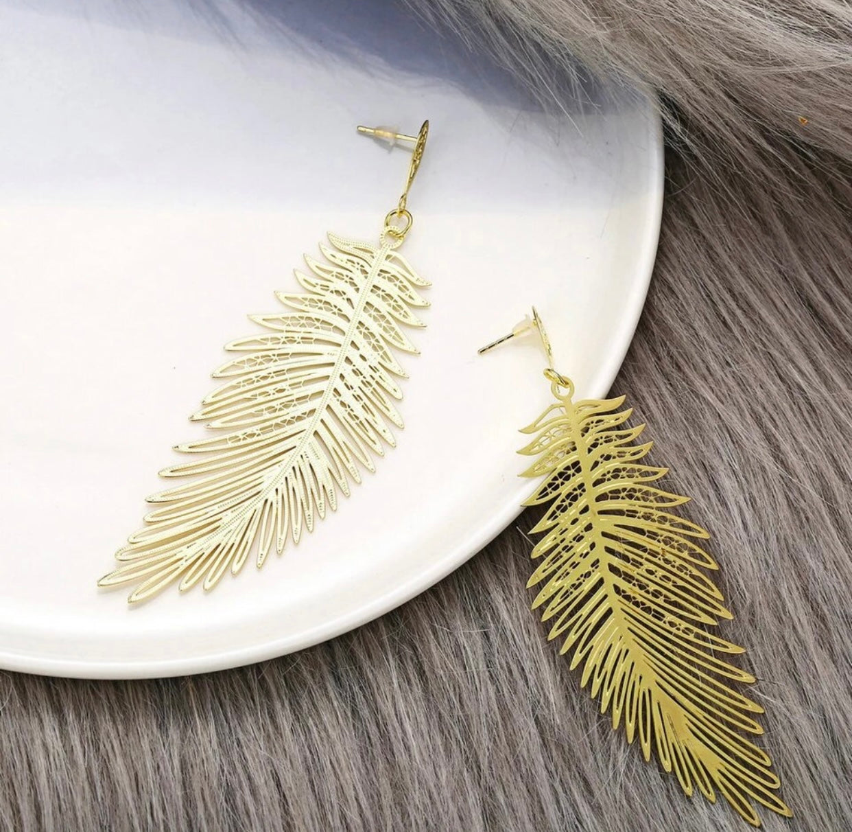 Hollow Metal Feather Drop Earrings