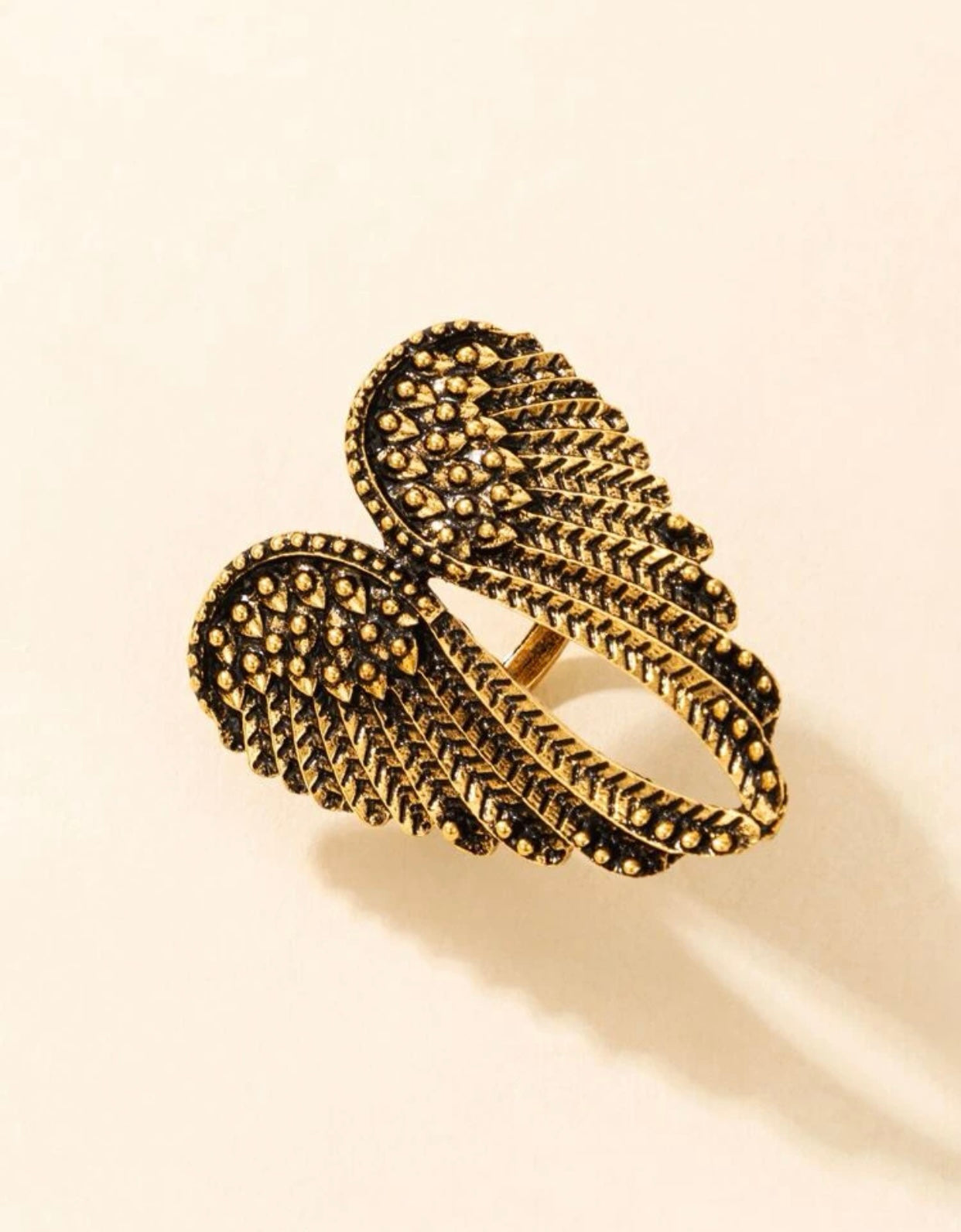 Angel Victoria Wing Ring