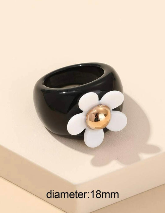 Daisy Ring