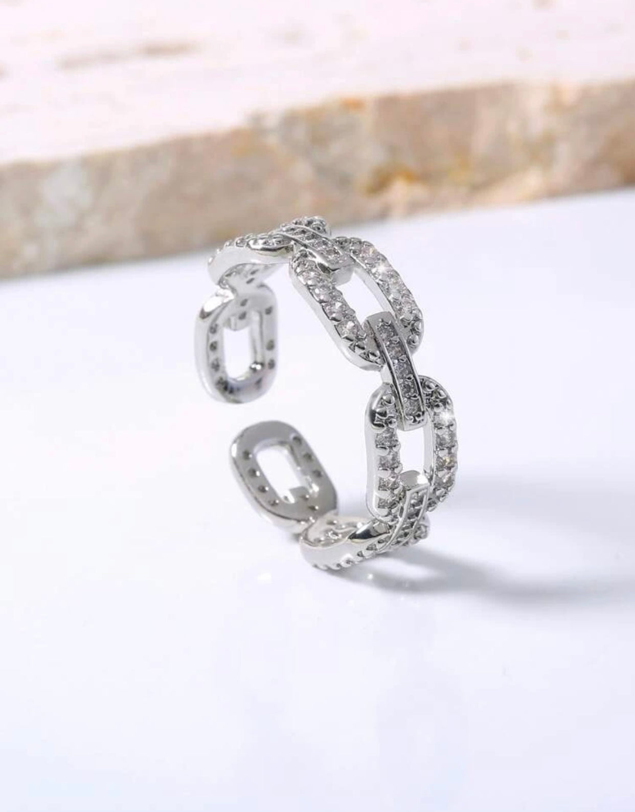 Chained 2U Ring